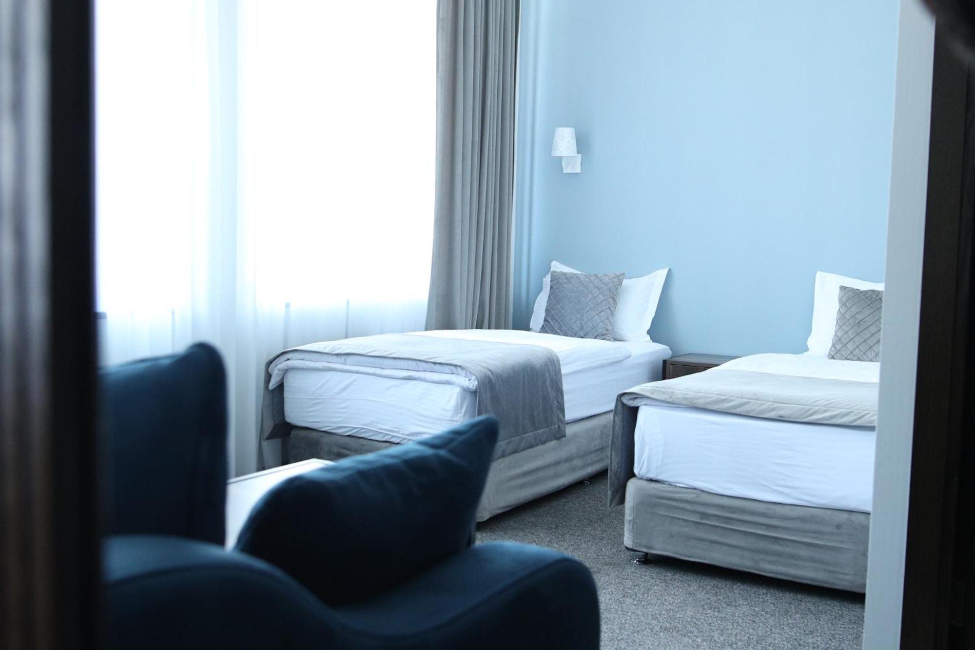 Bmg Hotel By Grigoryans Group Goris Buitenkant foto